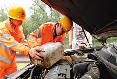 左贡剑阁道路救援